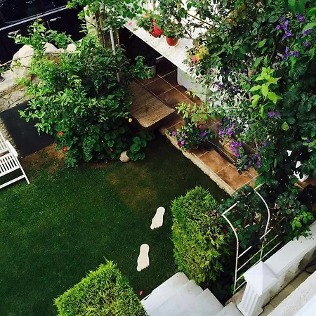 Sari Kosk Butik Otel *