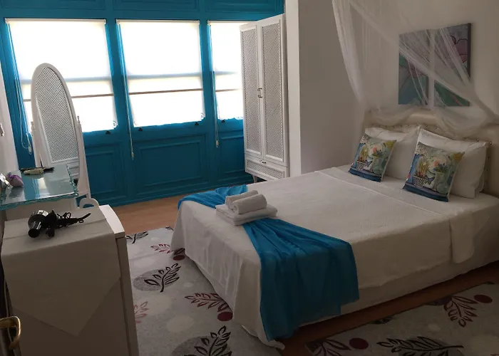 Sari Kosk Butik Alaçatı